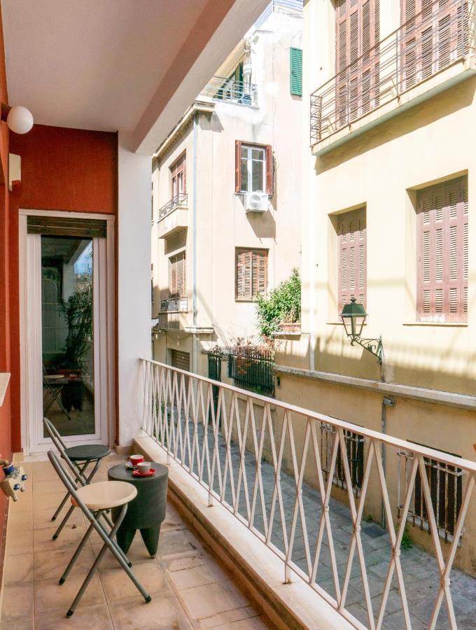 Апартаменты The Burton Luxury 1Br In Plaka, Афины Экстерьер фото