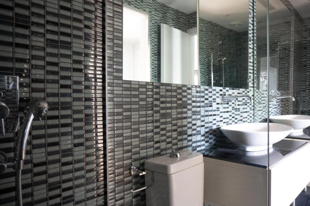 Апартаменты The Burton Luxury 1Br In Plaka, Афины Экстерьер фото